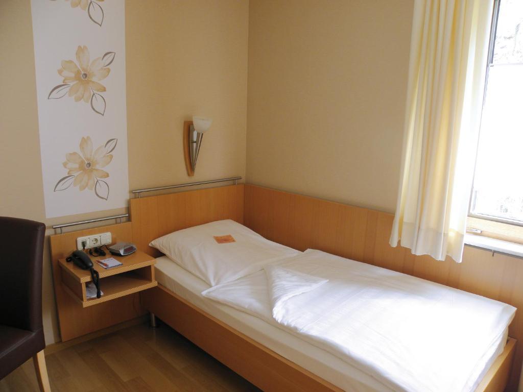 Garni Haus Weiskopf Hotel Trier Room photo